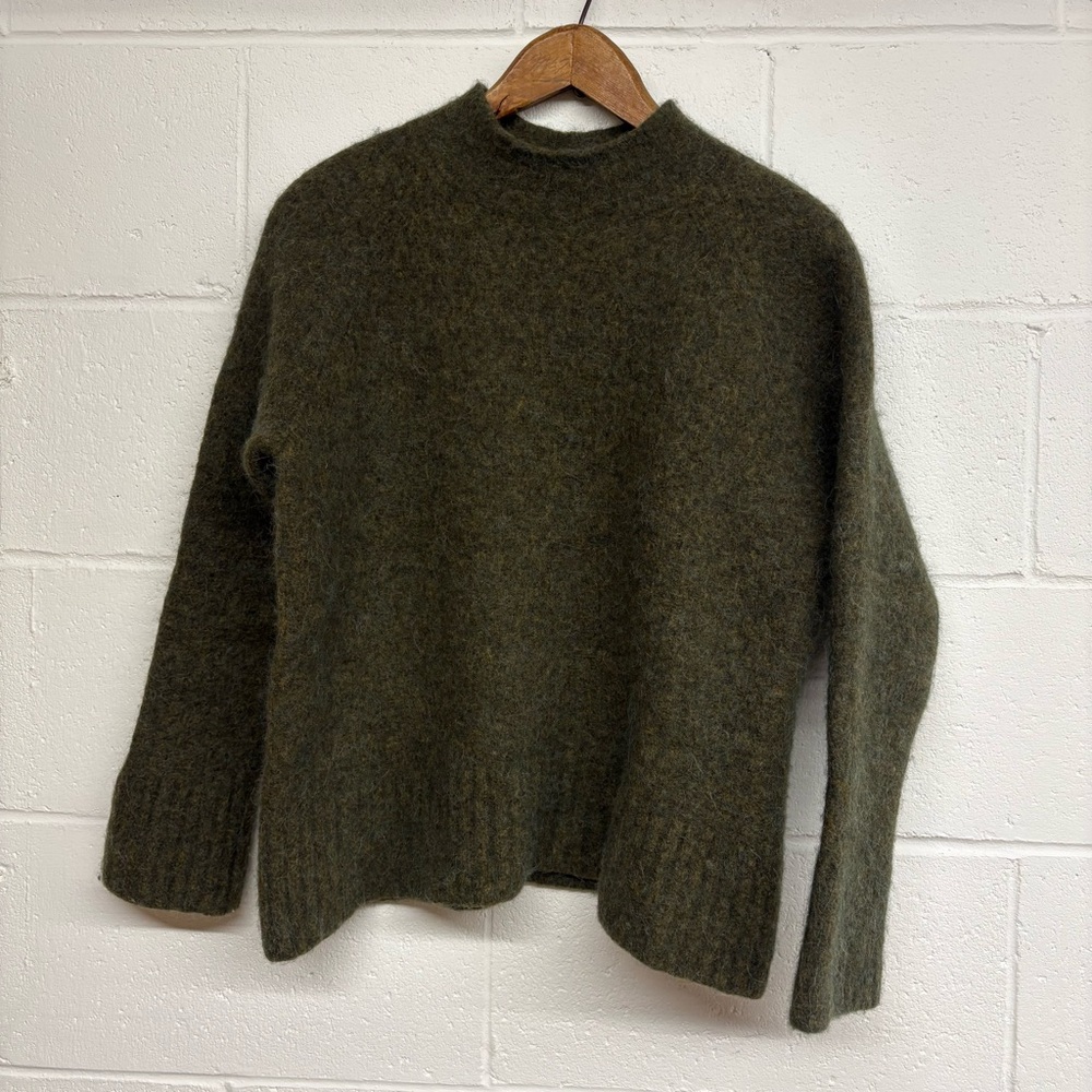 Banana Republic Moss Green Women's Mockneck Alpaca Blend Knit Sweater